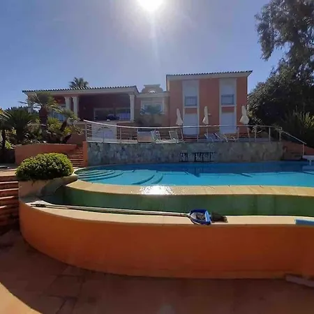 Vue Villa *